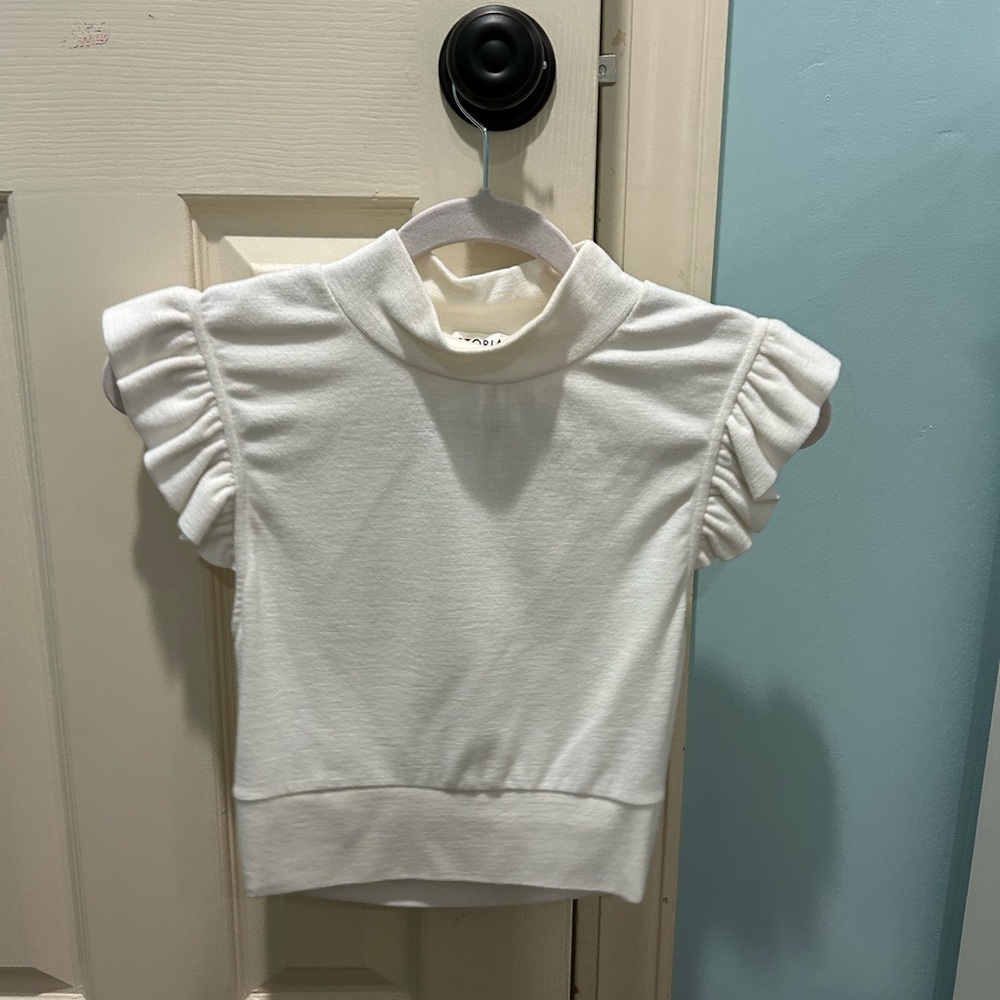 Cream velvet ruffle sleeve crop top